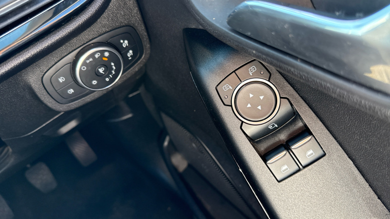 Ford Fiesta 1.0 EcoBoost Titanium 5dr Petrol Hatchback